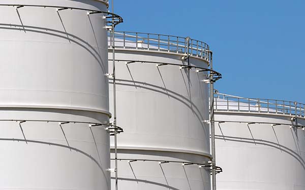 Oil and gas storage tanks