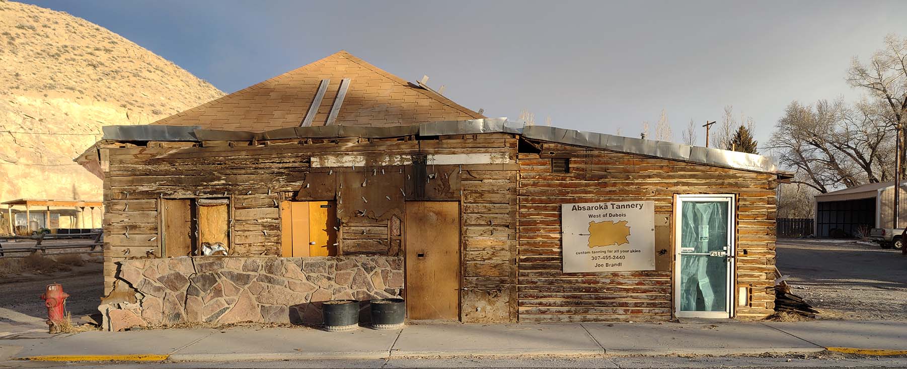 Brownfield site including abandoned building